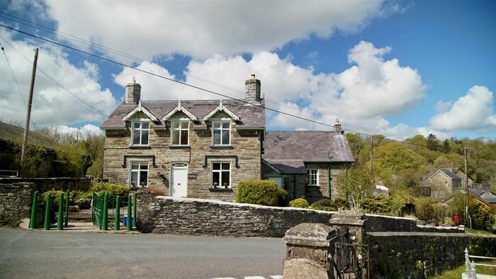 5 Bedroom Detached House For Sale In Aberbanc, Penrhiwllan, Llandysul, SA44