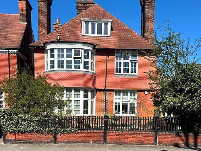 Studio To Rent In Wadham Gardens, London, NW3