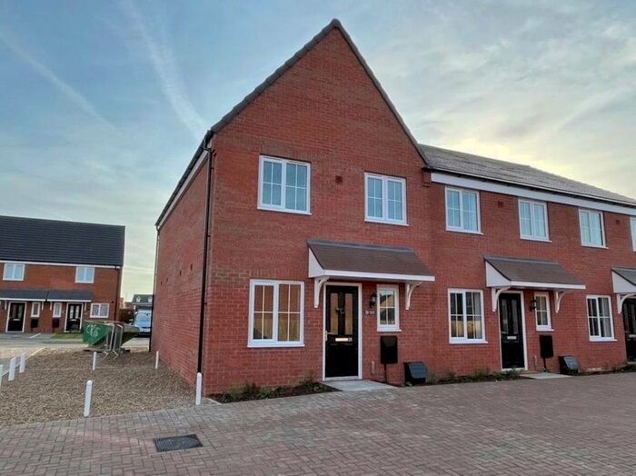 1 Bedroom House To Rent In Penelope Grove, Cardea, PE2