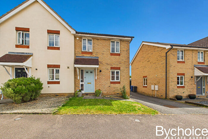 3 Bedroom Semi-Detached House For Sale In Monarch Close, Haverhill, Suffolk, CB9
