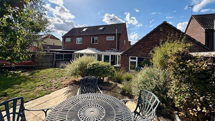 3 Bedroom Semi-Detached House For Sale In Church Lane, Timberland, Lincoln, LN4