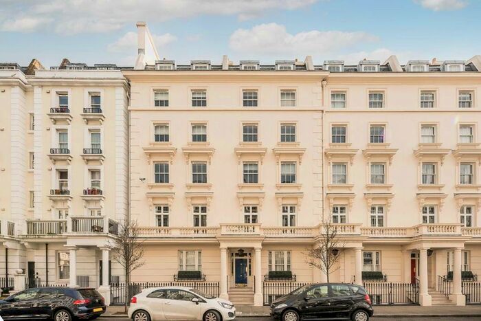 2 Bedroom Flat To Rent In Gloucester Street, London, SW1V