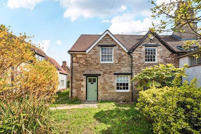 2 Bedroom Semi-Detached House For Sale In Henley Road, Oxford, OX4