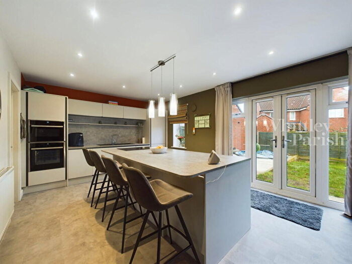 4 Bedroom Detached House For Sale In London Road, Attleborough, NR17