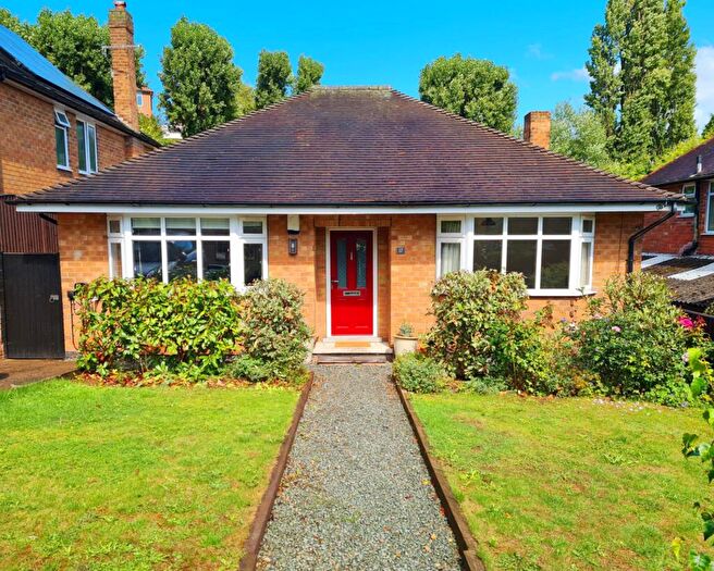 2 Bedroom Detached Bungalow For Sale In Douglas Avenue, Cartlon, Nottingham, NG4