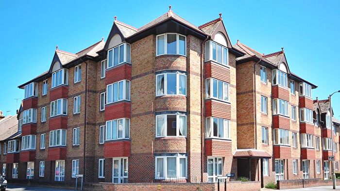 1 Bedroom Retirement Property For Sale In Oakland Court, Kings Road, Herne Bay, CT6