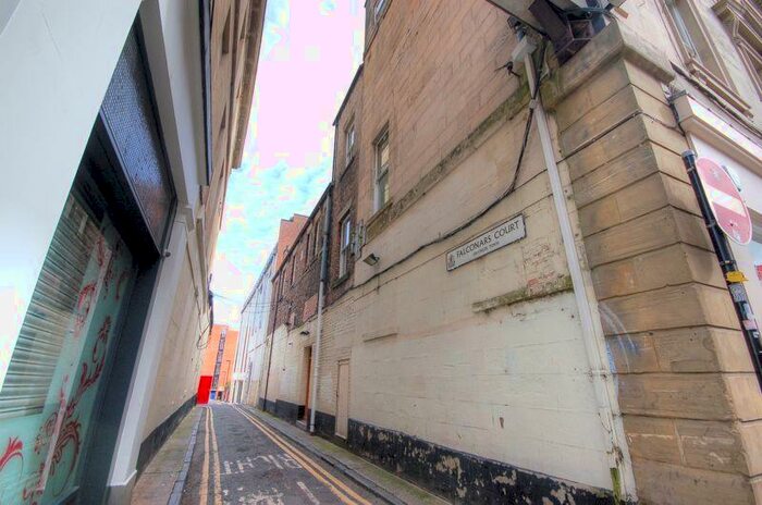 3 Bedroom Flat To Rent In Falconers Court, Newcastle Upon Tyne, NE1