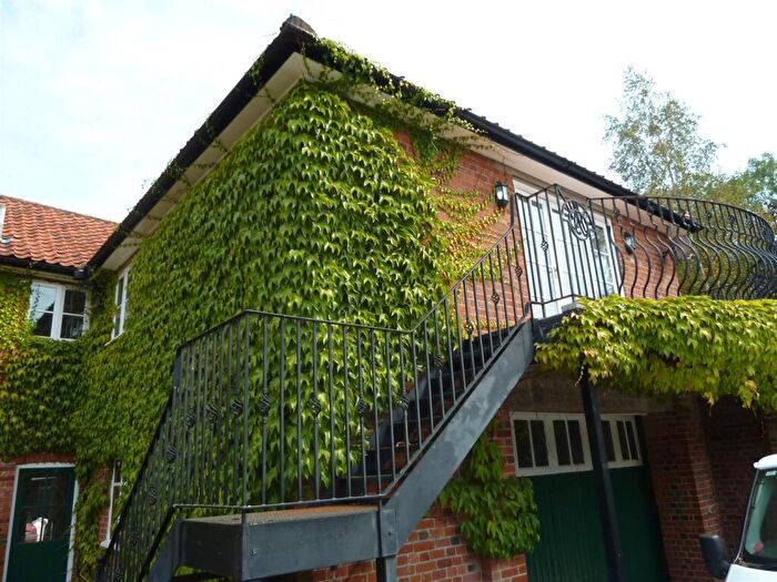 3 Bedroom Cottage To Rent In Redisham, Beccles, NR34