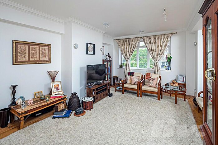 3 Bedroom Apartment To Rent In Regency Lodge, Adelaide Road, Swiss Cottage, NW3