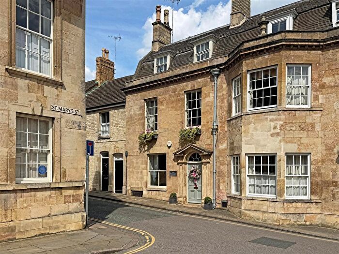 4 Bedroom Detached House To Rent In Maiden Lane, Stamford, PE9