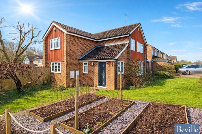 4 Bedroom Detached House For Sale In Pond End Road, Sonning Common, RG4