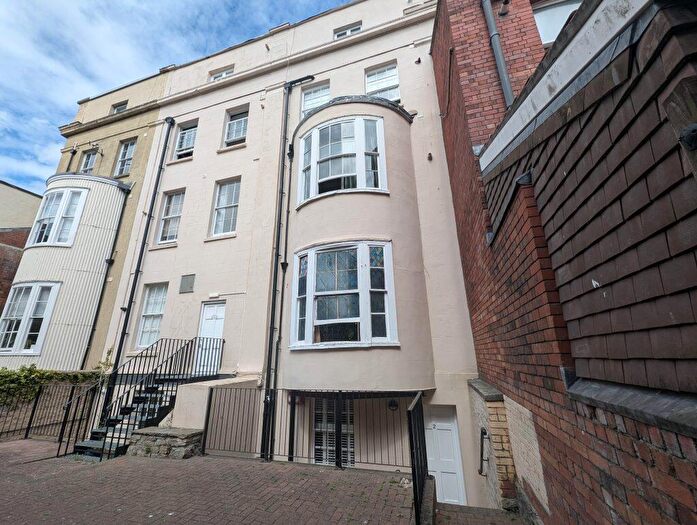 1 Bedroom Flat To Rent In St Michaels Hill Ref, BS2