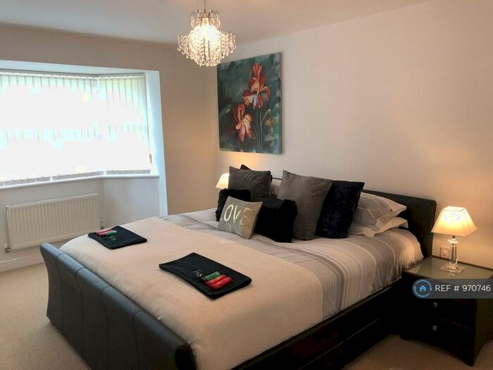 5 Bedroom Detached House To Rent In Badgers Croft, Chesterton, Newcastle-Under-Lyme, ST5