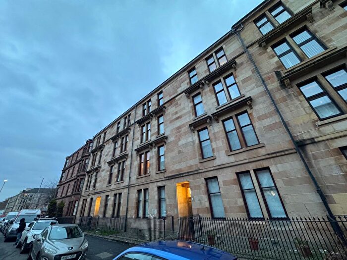2 Bedroom Flat To Rent In Garturk Street, Govanhill, G42