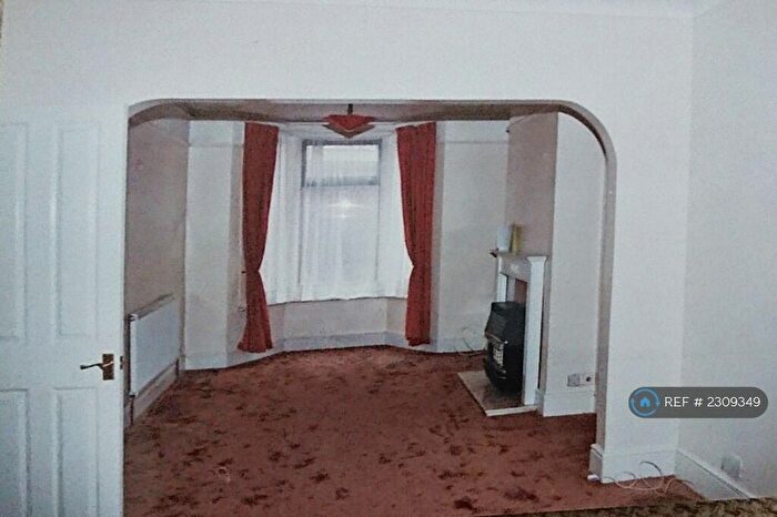 3 Bedroom Terraced House To Rent In Near Medway Hospital, Gillingham, ME7