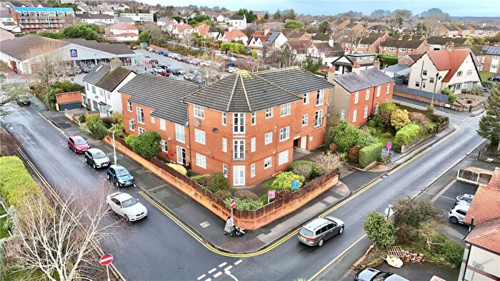 2 Bedroom Apartment For Sale In Downham Road South, Heswall, Wirral, CH60