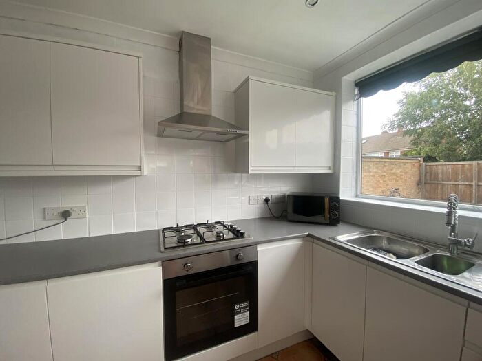 3 Bedroom House To Rent In Boundary Avenue, Doncaster, DN2