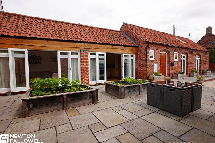 3 Bedroom Barn Conversion For Sale In Low Street, North Wheatley, DN22