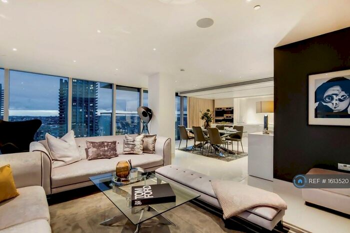 3 Bedroom Flat To Rent In The Heron, London, EC2Y