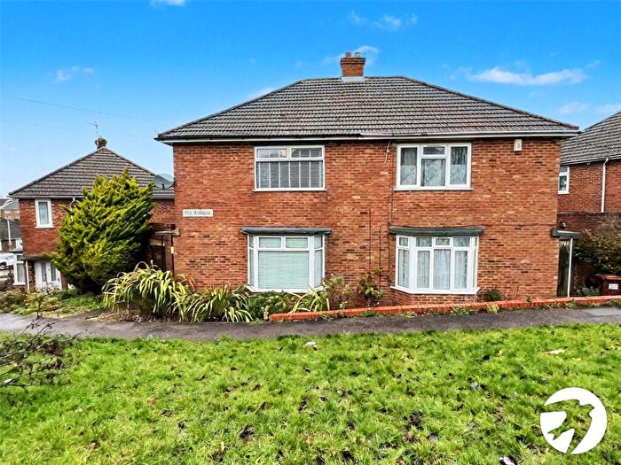 2 Bedroom Semi Detached House For Sale In The Fairway, Rochester, Kent, ME1