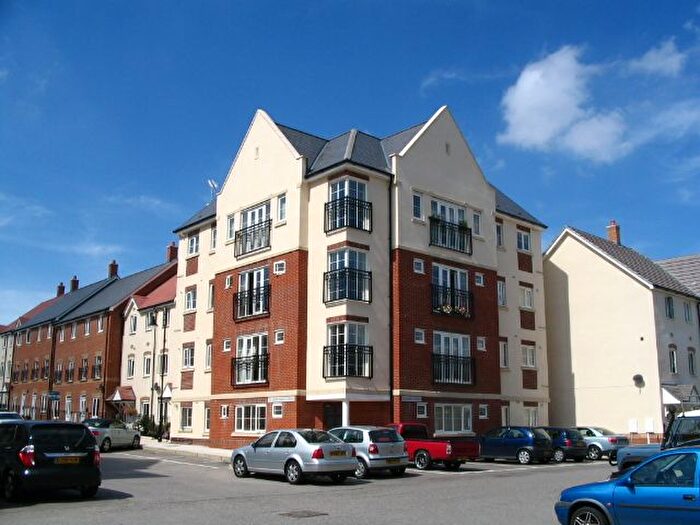 1 Bedroom Flat To Rent In Sir John Fogge Avenue, Repton Park, Ashford, Kent, TN23