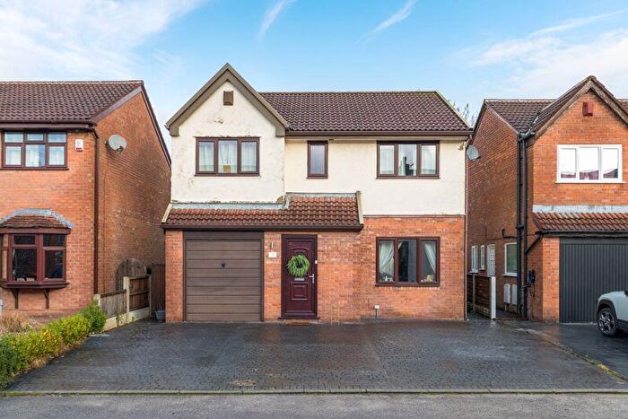 4 Bedroom Detached House For Sale In Common Street, Westhoughton, BL5