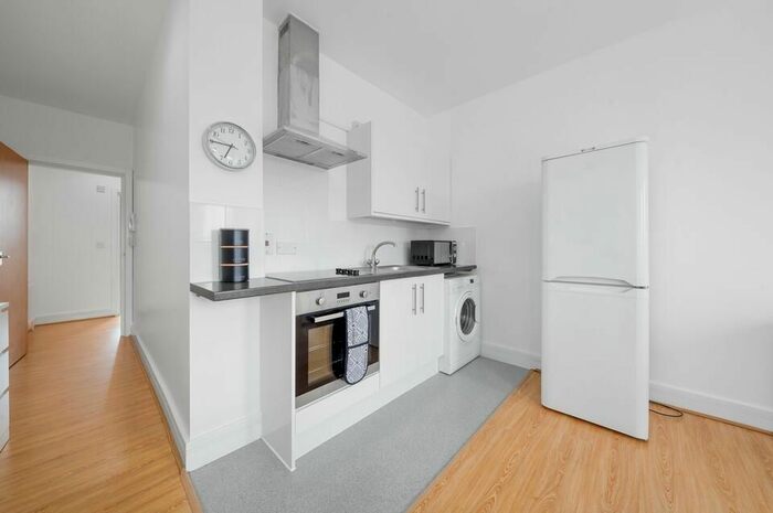 Studio To Rent In Driss Apartments, A Burdett Road, London, E3