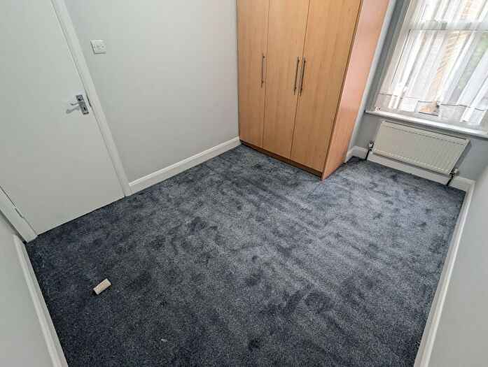 1 Bedroom Flat To Rent In Churchill Road, London, NW2