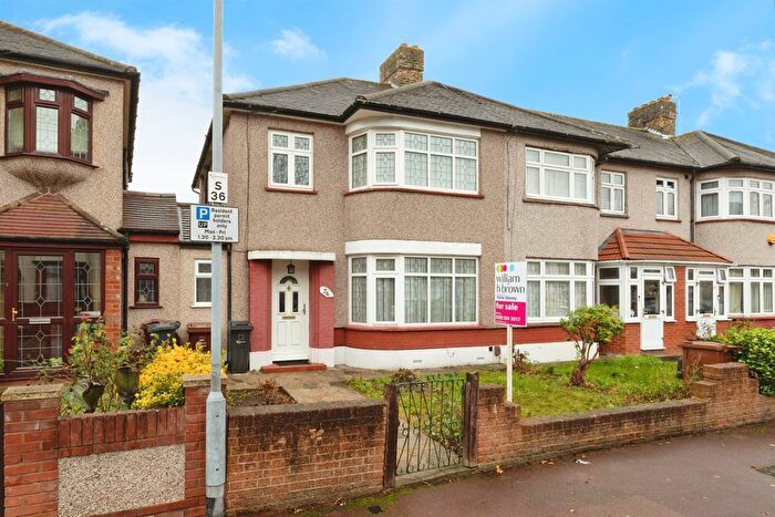 3 Bedroom End Of Terrace House For Sale In Sandringham Road, Barking, IG11