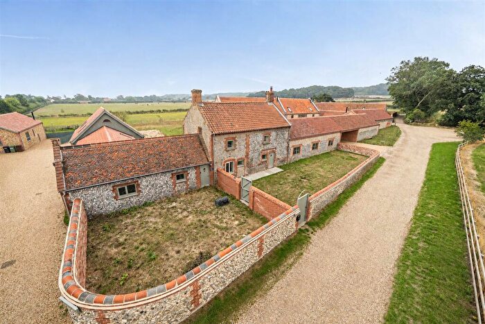 6 Bedroom Detached House For Sale In Beeston Hall Farm, Beeston Regis, Cromer, NR27