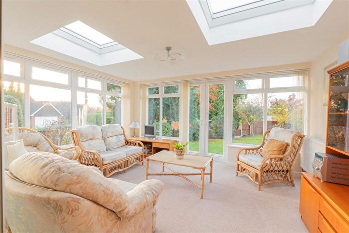 3 Bedroom Detached Bungalow For Sale In Leys Close, Stourbridge, DY9