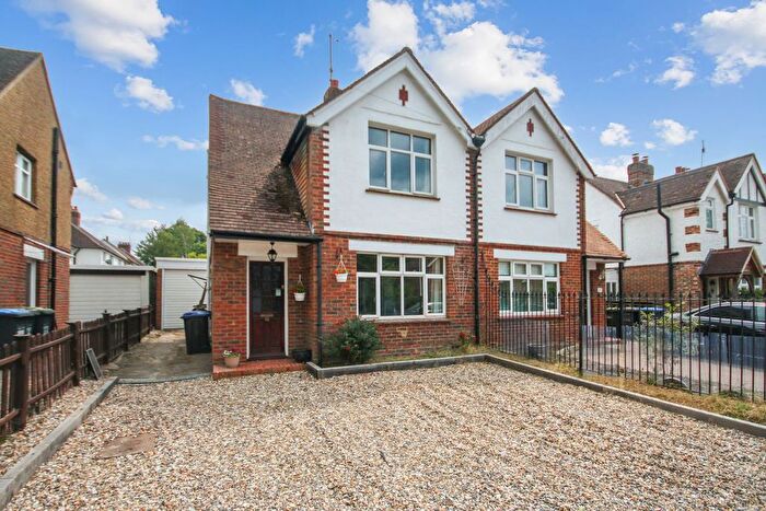 3 Bedroom Semi-Detached House For Sale In Buckhurst Way, East Grinstead, RH19
