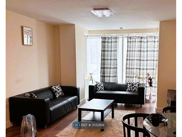 2 Bedroom Flat To Rent In The Wharf, Chatham, ME4