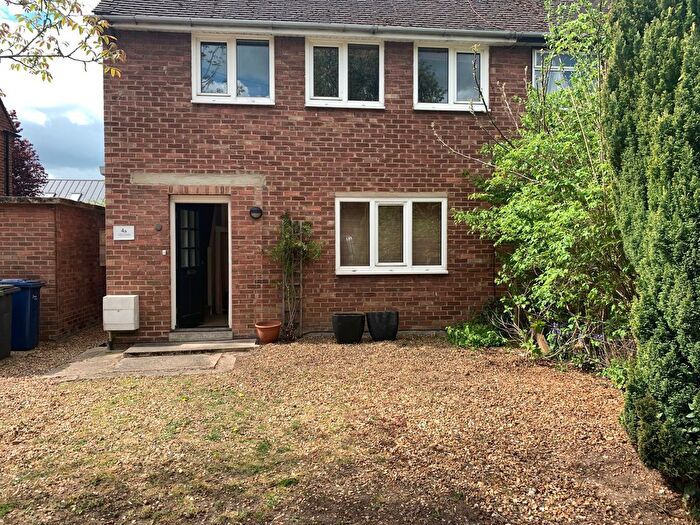 2 Bedroom Flat To Rent In A Mortlock Avenue, Cambridge, Cambridgeshire, CB4