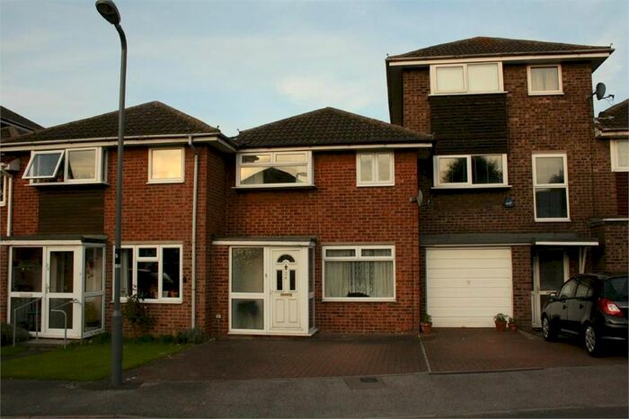 3 Bedroom Terraced House To Rent In Hornbeam, Newport Pagnell, MK16