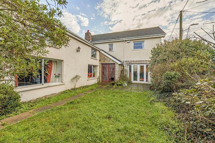 4 Bedroom Detached House For Sale In Cowbridge Road, St. Athan, CF62