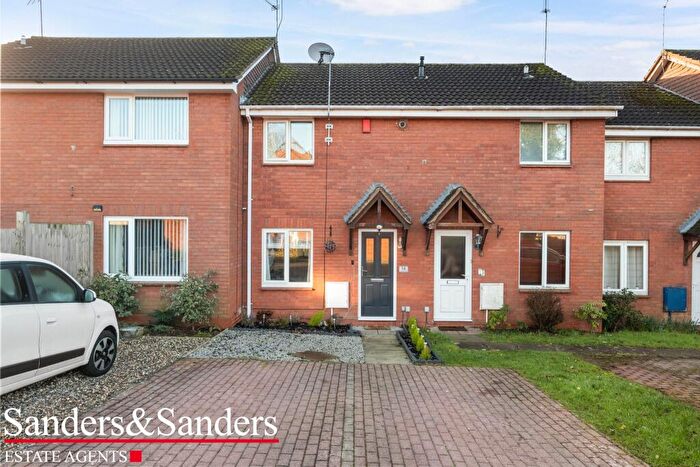 2 Bedroom Terraced House For Sale In Devonish Close, Alcester, B49