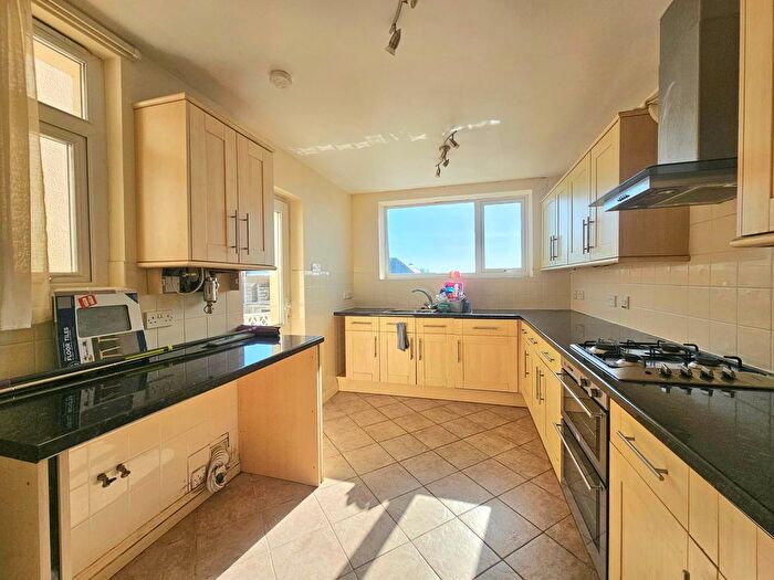3 Bedroom Property To Rent In Windsor Road, Torquay, TQ1