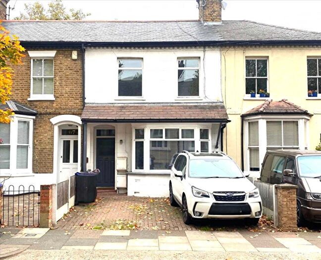 2 Bedroom Apartment To Rent In Cambridge Road, Southend On Sea, SS1