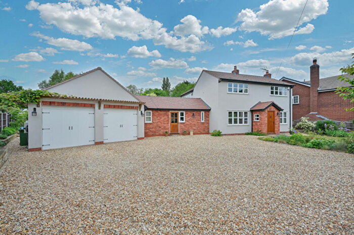 4 Bedroom Detached House For Sale In School Lane, Dunston, Staffordshire, ST18