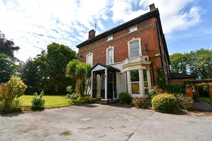 2 Bedroom Flat For Sale In Caroline Place, Prenton, Wirral, CH43