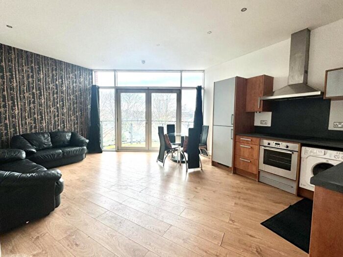 2 Bedroom Apartment To Rent In Sherborne Street, Birmingham, B16