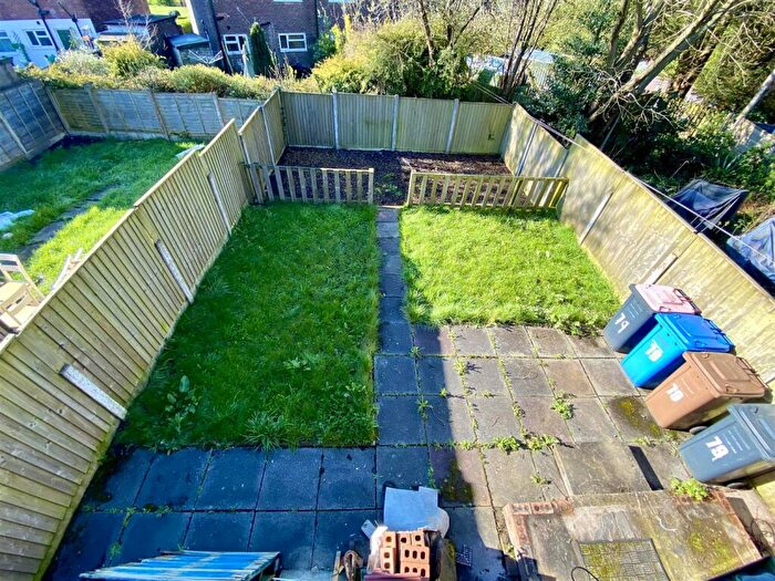 3 Bedroom House To Rent In Kenyon Way, Little Hulton, Manchester, M38