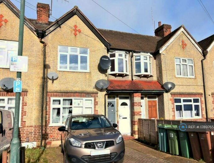 2 Bedroom Maisonette To Rent In Wandle Road, Wallington, SM6