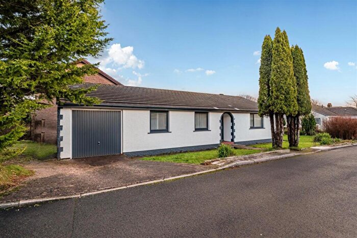 4 Bedroom Detached Bungalow For Sale In Rheda Close, Frizington, CA26
