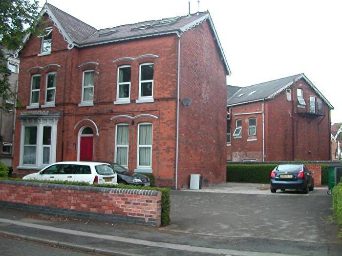 3 Bedroom Flat To Rent In York Road, Edgbaston, Birmingham, B16