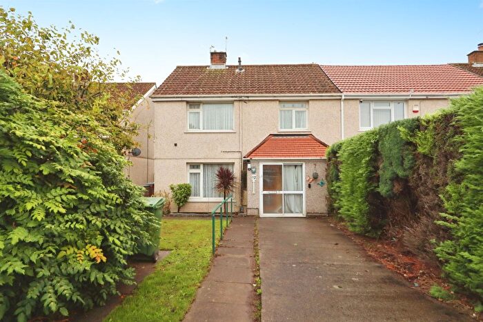 3 Bedroom End Of Terrace House For Sale In Brynbala Way, Rumney, Cardiff, CF3