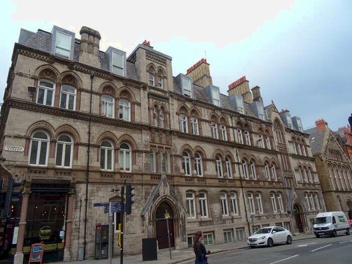 1 Bedroom Apartment To Rent In Crosshall Street City Centre, L1