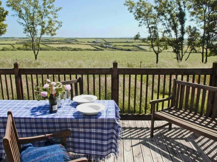 2 Bedroom Barn Conversion To Rent In Hartland, Bideford, EX39