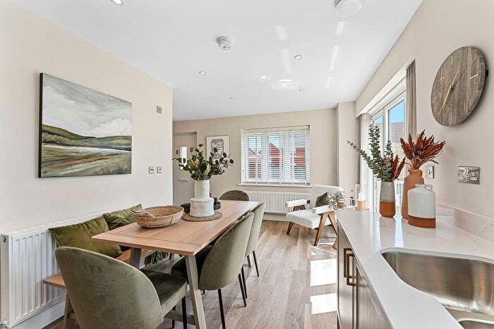 3 Bedroom Detached House For Sale In "The Whitebeam" At Dragonfly Close, Frome, BA11